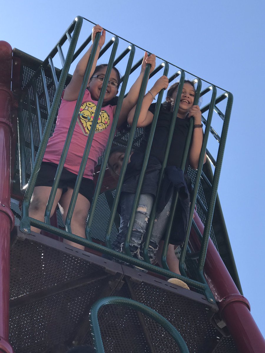 sam_kaeter's tweet photo. Having fun playing at the park and enjoying the wonderful weather!! #alasconnected #fieldtrip https://t.co/4Ne4iO4Ull