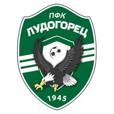 feradov's tweet photo. Üst üste 6. şampiyonluk geldi... #LudogoretsRazgrad ve büyük teknik adam Georgi Dermendzhiev'e tebrikler... https://t.co/5lHMaR1x7D