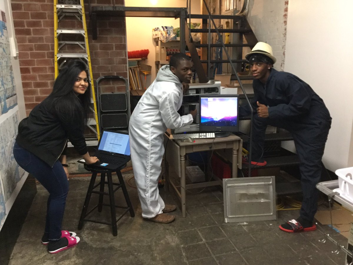 The Glass Files tweet media