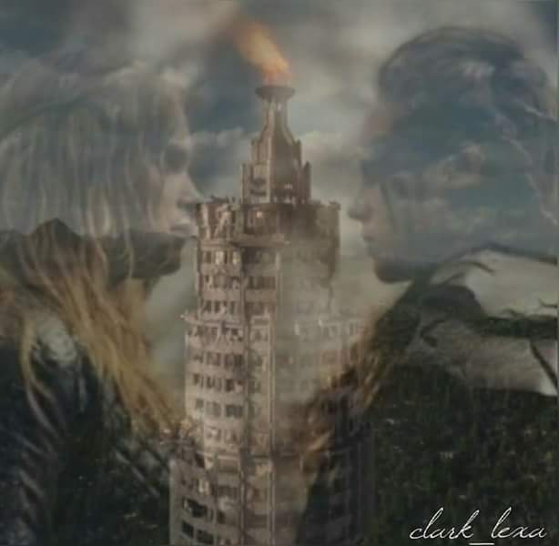 canlaj's tweet photo. #RespectClexa
#RespectLexa
#ClexaDeserveHappyend
#BringLexaBackAlive   
#LexaMustLive
#RespectFans   
@The100writers @TheCW  @warnerbrostv https://t.co/TEdQY8dSeu
