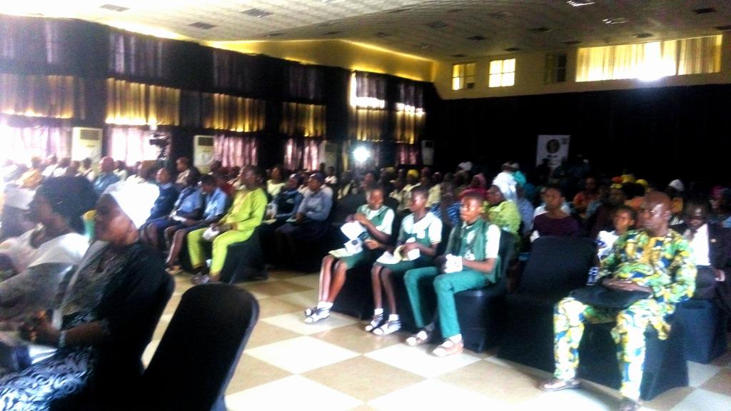 Faaji Agba screening, Ikorodu, Lagos. Part of Lagos @ 50. #faajiagbadocumentary #singingtreefilms #jazzholelagos