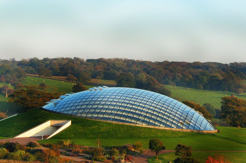 designarch2016's tweet photo. 1001 buildings you must see before you die:Great Glasshouse - Lanarthne, Carmarthenshire, Wales https://t.co/CpFEQHhHAY