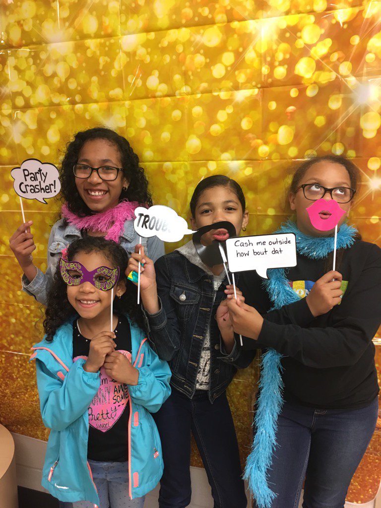 TrinaLittlejohn's tweet photo. A big thank you to all the teachers @LyonsMill !  Happy Teacher Appreciation Week https://t.co/h0RqnDpizw