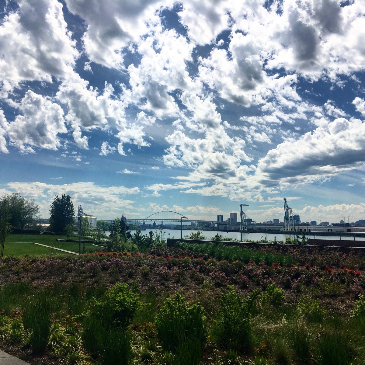 RedCrossCasc's tweet photo. Over 230 people joined us for our last #PrepareOutLoud presentations at @DaimlerTrucksNA! Join the movement: https://t.co/TTEY8r95MH #pdx https://t.co/nAFnVuJai8