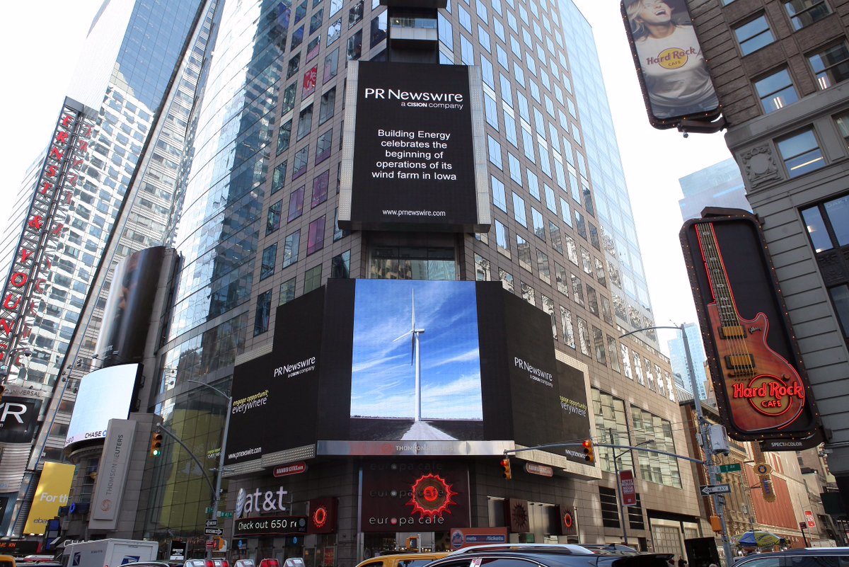 Connect4Climate's tweet photo. Wow! Our partner @IMSonOfSun is in #TimesSquare promoting wind #energy: https://t.co/MwhhkTLzFr #solutions4climate https://t.co/vO5WyOcZrH