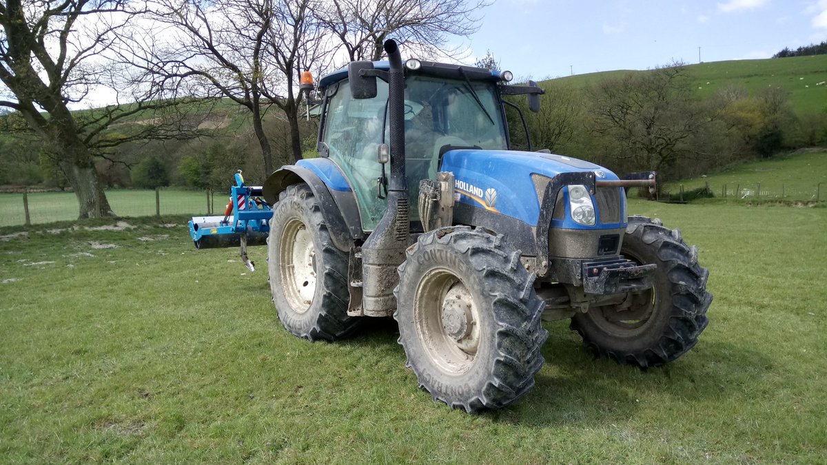 The benefits of the Erth Panbuster's auto-reset were clear on today's delivery judging by the field over the fence. <a href="/Erthengineering/">David McCoubrey</a>