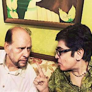 imaryam02's tweet photo. @iaasifsheikh @bolbedibol #SMZaheer sahab .. Such legendary actors.. 👌#SimlaCoffeeHouse 😍 https://t.co/m5iv50Qcp7