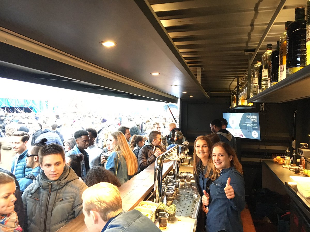 BoilermakerNL's tweet photo. #bf050 De vuurdoop van onze containerbar https://t.co/x75W7tUCop