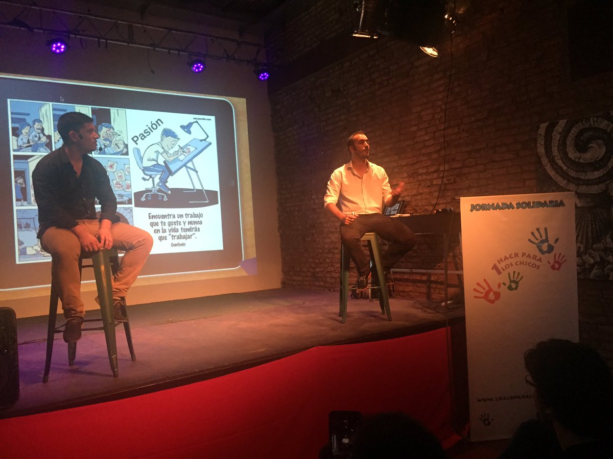 1hack's tweet photo. Charla plus de @mgitemperini @Ydea2  charla de locales y organizadores de #1hackparaloschicos en Santa Fe! "Hackeando la educación" https://t.co/zmbugDKGig
