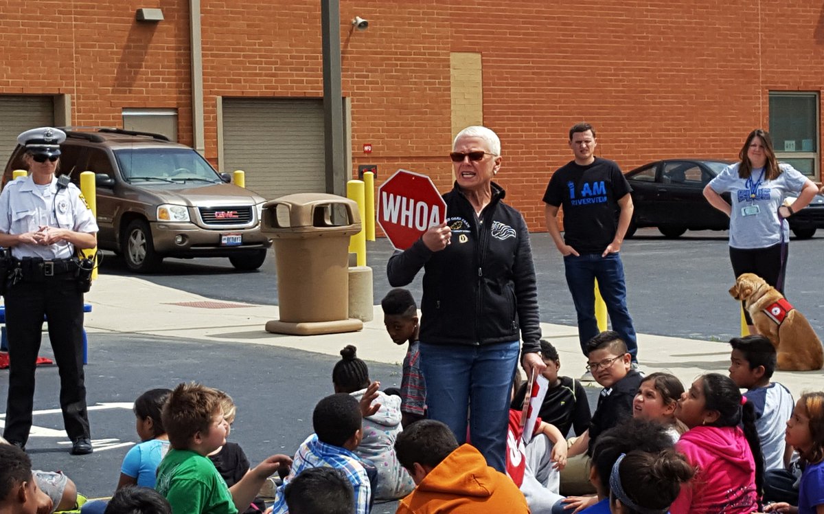 HamiltonOhioPD's tweet photo. #SayWhoaToBullying launched at area schools during #TeacherAppreciationWeek. Thank you, teachers, for all you do!
https://t.co/ukzDfJWPRR https://t.co/1cu4CxsExK
