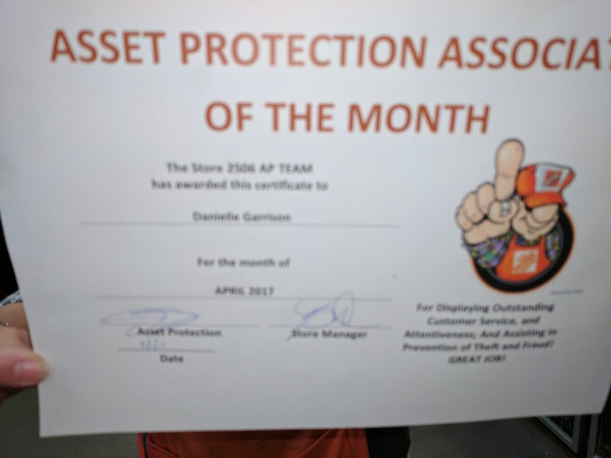 TL_MEEK's tweet photo. Check it out! Danielle D31 #Asset_Protection associate of the month. Thank you for all you do to help keep shrink down. #achievement https://t.co/B8JBlmSKpJ