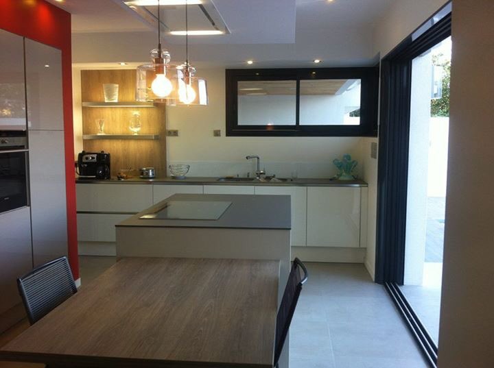 HackerTlse's tweet photo. #cuisine #design #dekton #laque #ilot #design #roblin #franke Magnifique création #toulouse @Cosentino_FR @Dekton https://t.co/GquGamCXZl