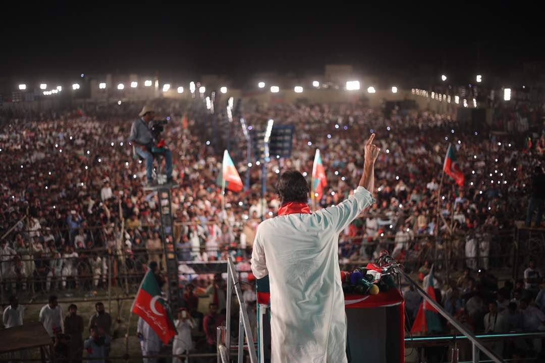 ImranKhanPTI's tweet photo. Thank you Nowshera - So proud of KP. Under PTI govt KP is becoming the model for other provinces to follow for the betterment of the ppl. https://t.co/qXi0tfANZt