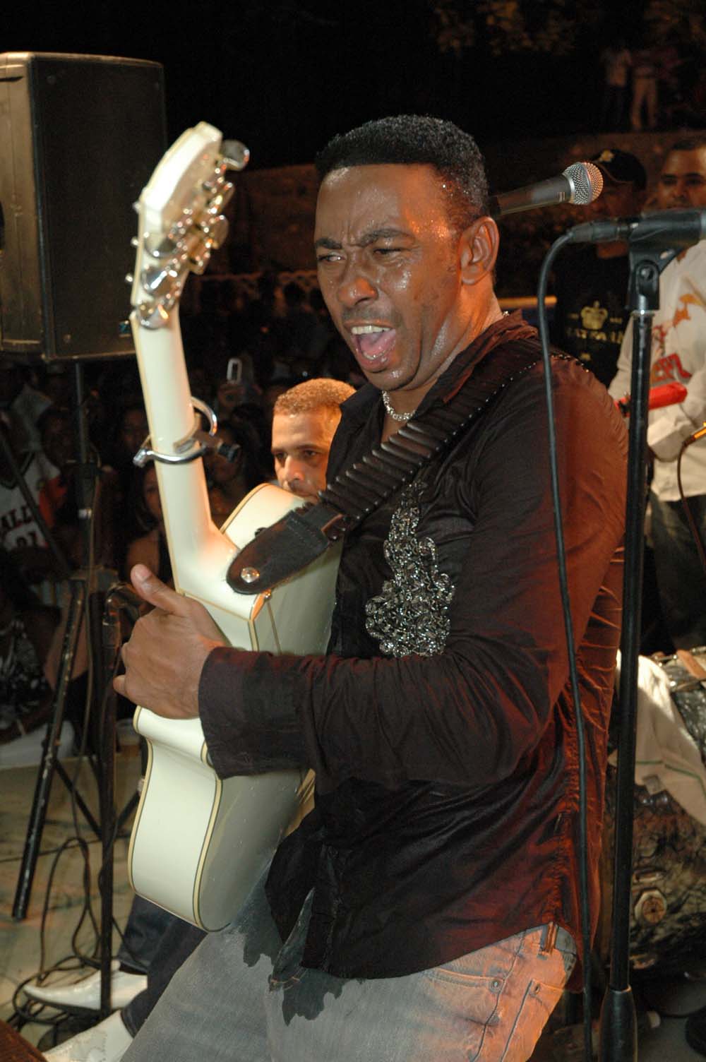 Happy Birthday Antony Santos 