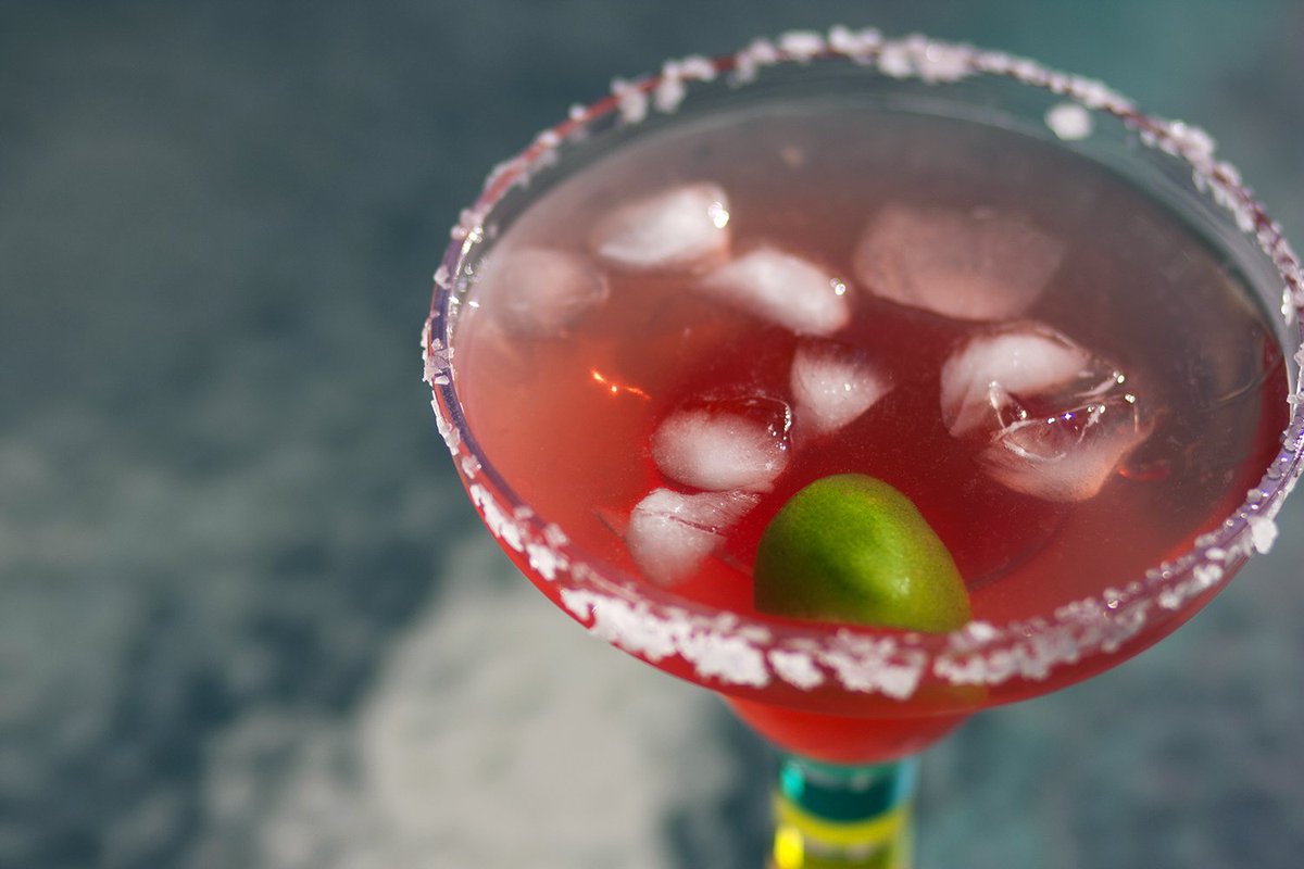 PrairieBerry's tweet photo. Happy #CincoDeMayo! Celebrate by making a Red Assarita. Find the recipe here: https://t.co/wcG93soVqo #redassrhubarb #prairieberry #wine https://t.co/FxOEUtDFuD