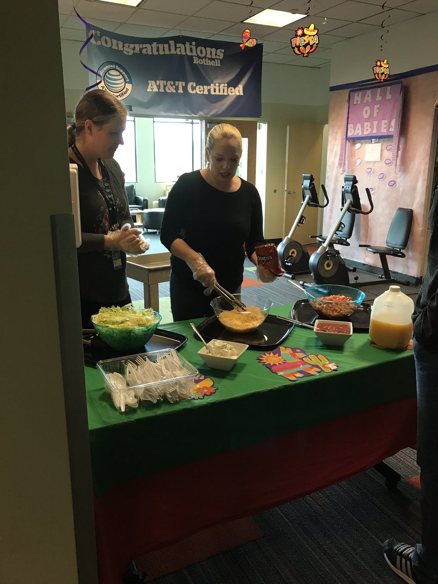 BOTHELL_CC's tweet photo. #AwesomeATSD #LifeAtATT #BothellParty #CincoDeMayoBothellStyle #FunAtWork #ThankYou https://t.co/PRgZOGpt6C