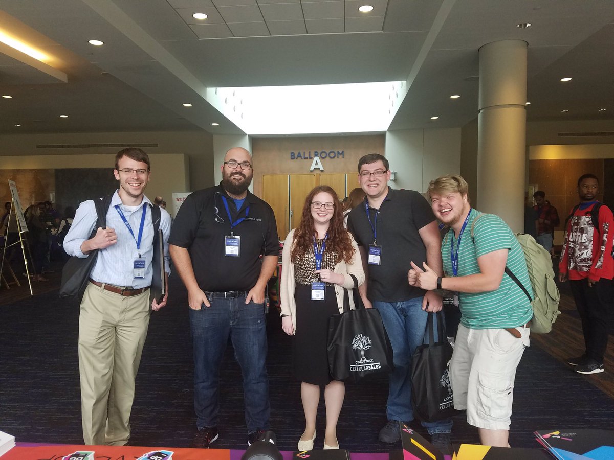 lightdanajarred's tweet photo. @MantaMay #codestock2017 thank you Andrew May! https://t.co/i5oQYPZTw3