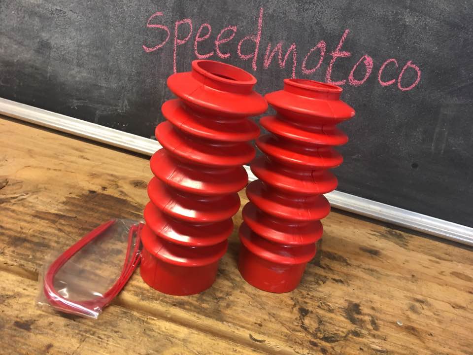 speedmoto's tweet photo. fork gator gaiter boot fork cover cafe racer bratstyle motorcycle https://t.co/9h5CRGNNc3 #dotheton #pipeburn #bikeexif #speedmotoco https://t.co/wnxkeBE5Mk