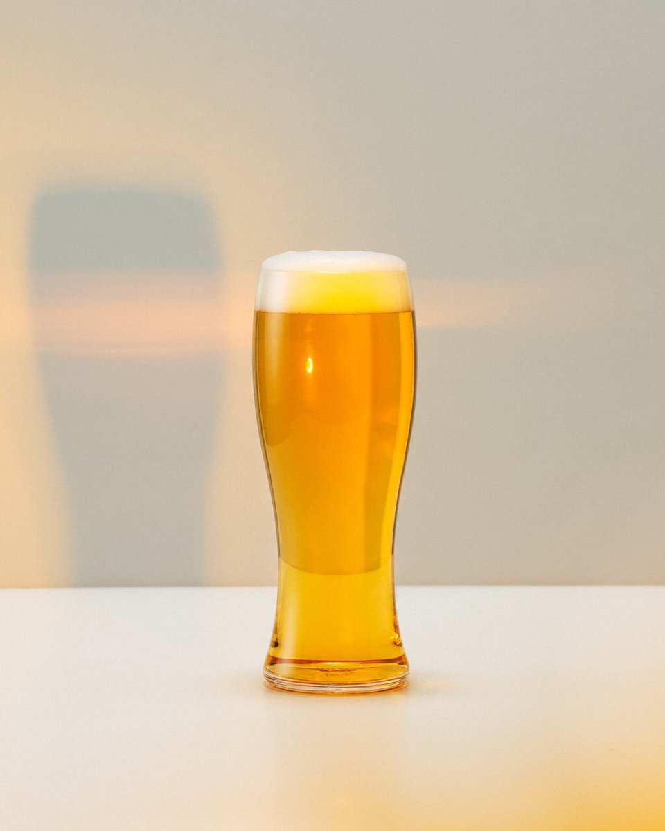 Is it beer o'clock yet? Down a cold one in an elegant Japanese pint glass: oldfaithfulshop.com/collections/ts…