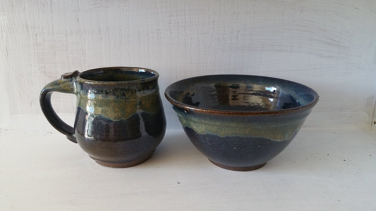 goodcatt_'s tweet photo. I got some cute pot stuff back today https://t.co/M68UA3GpCX