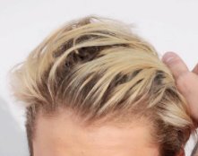 KIRONYT's tweet photo. ¿ME TIÑO EL PELO...? (Si llegamos a 1.000RT en 48h) 
Me teñiré del color que digáis entre estos 2: 
- Comenta cuál es el que más te mola! https://t.co/oCf4ErzMzk