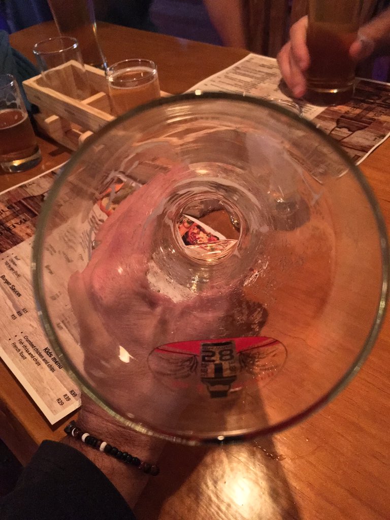 Wilddog_ZA's tweet photo. I think I'll have another.... #table58brewing #weiss #brewpub https://t.co/LKr5vszibA