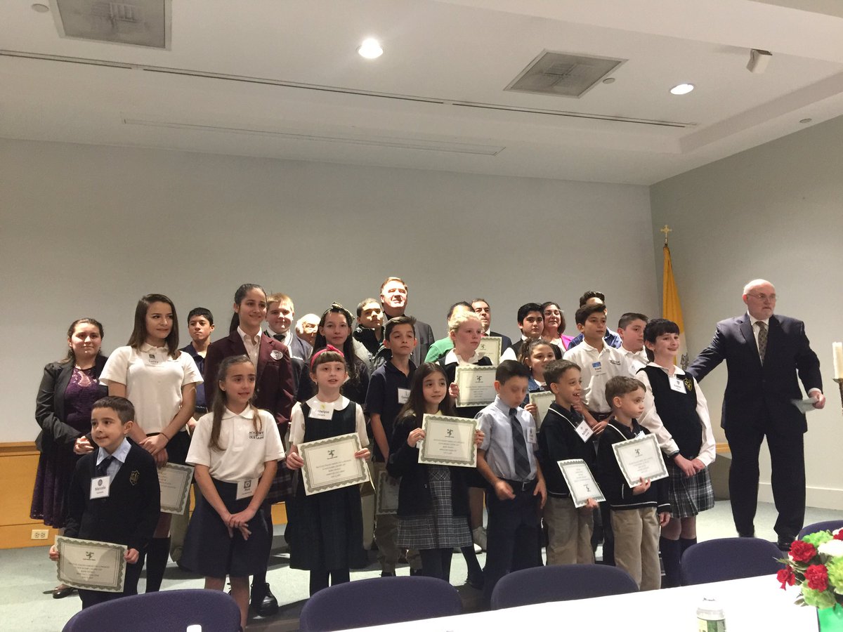 RCANInst's tweet photo. Tri-State Italian-American Congress Scholarship Awards - congratulations to the recipients! @CatholicEdNJ @NwkArchdiocese https://t.co/CtMlFsZW5D