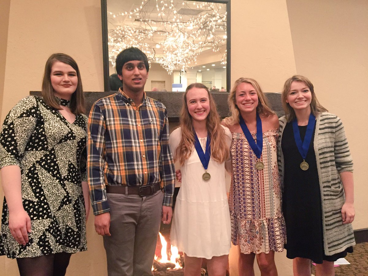 ghapspeach's tweet photo. Some former Panther alum at #EIE2017 @ghhsbucs #peachplains #missingjacob&abigail #excellence https://t.co/ISDgCXdiIN