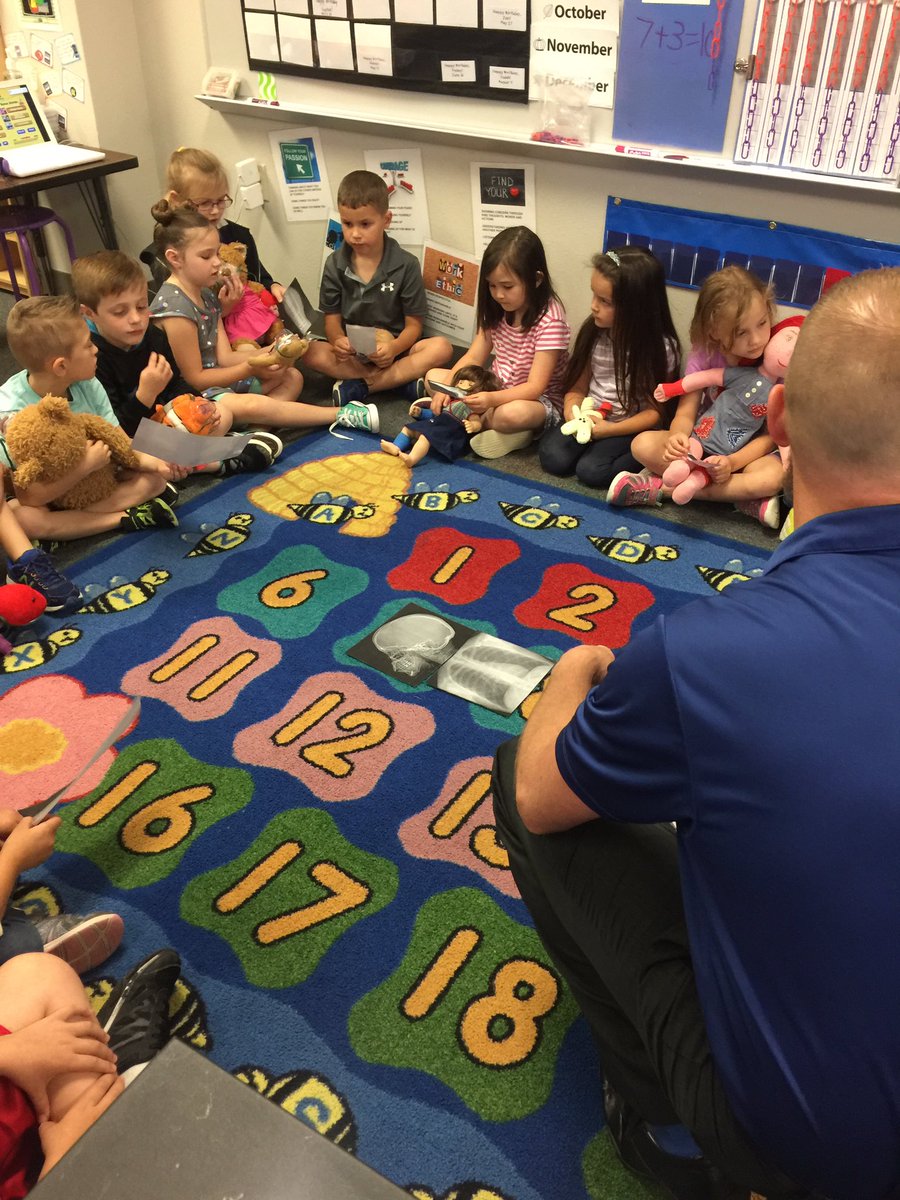Mrshollyguest's tweet photo. Thank you @bswhealth_NTX for the wonderful Teddy Bear Clinic! @Longbranch_Elem #MISDProud https://t.co/fLIbnGW0Y3