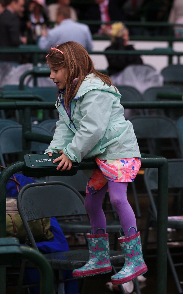 mattstonephotog's tweet photo. Playing jockey sometimes involves a spill. Luckily this little girl escaped without a scratch, thanks to some cat-like reflexes. #KyOaks https://t.co/Jrd6So4slG