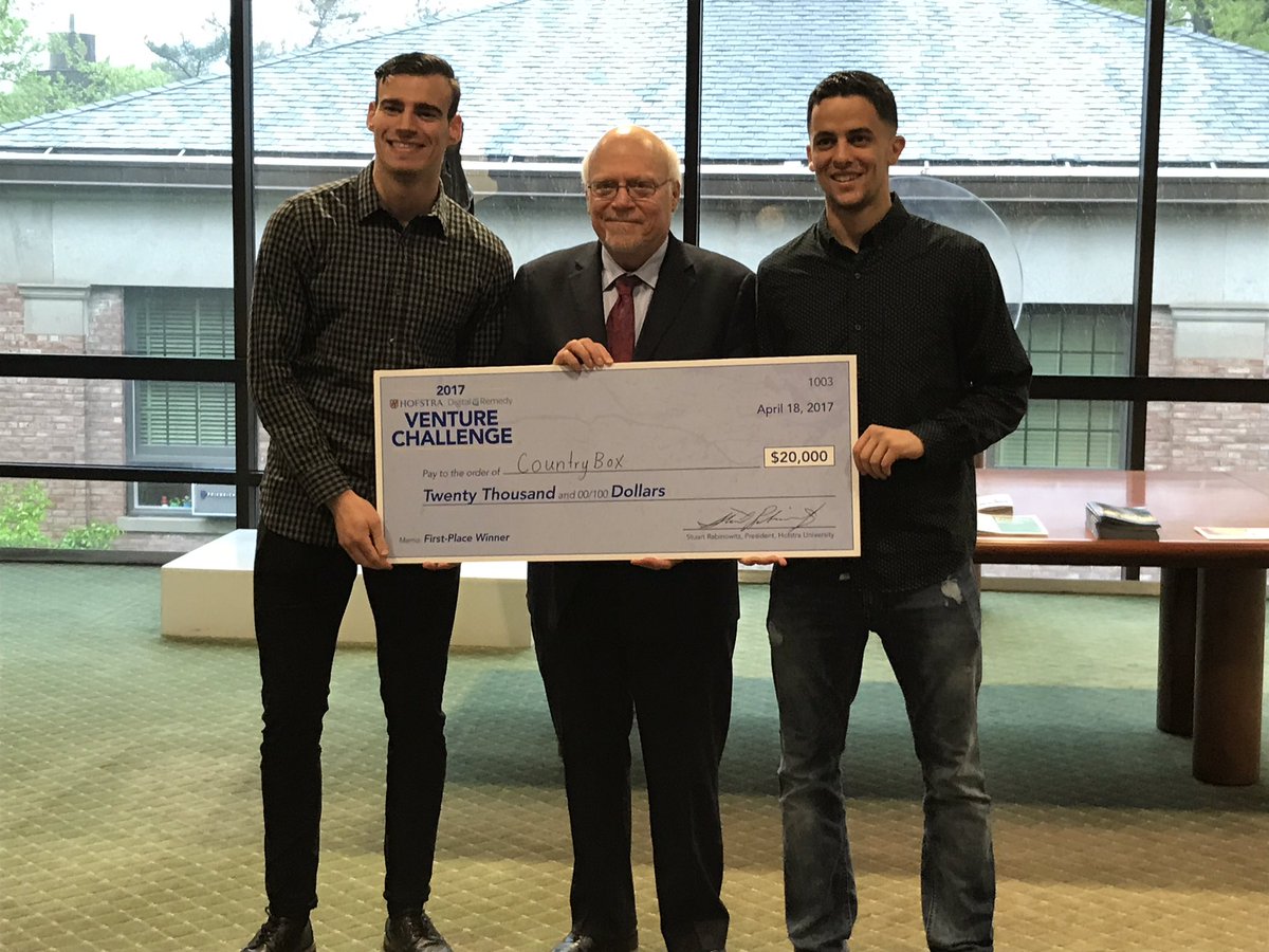 CountryBox met up with <a href="/hofstrau/">Hofstra University</a> 's President Stuart Rabinowitz today! #gopride <a href="/HofstraMSOC/">Hofstra Men's Soccer</a> <a href="/HofstraPride/">Hofstra Pride Athletics</a>