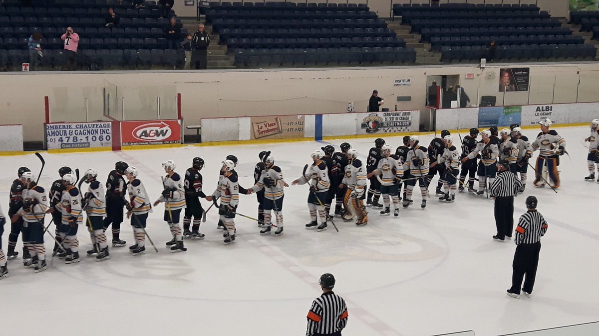 TheCCHL's tweet photo. #FPC2017: @CPCANADIANS pick up 3-1 victory over @trurobearcats, advance to @CJHL_FPC Semi Final tomorrow at 3:00PM. #RoadToRBC https://t.co/uu7AUJcLOZ