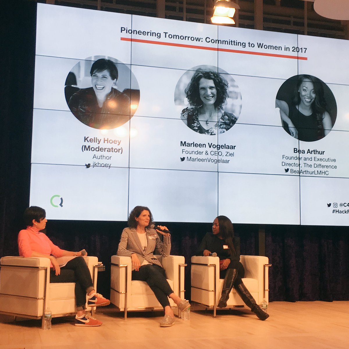 UIAnniemation's tweet photo. Pioneering tomorrow closing panel at @C4QNYC Hackfemme with @jkhoey, @MarleenVogelaar, @BeaArthurLMHC #hackfemme #badasswomen https://t.co/G6DYMsGI5J