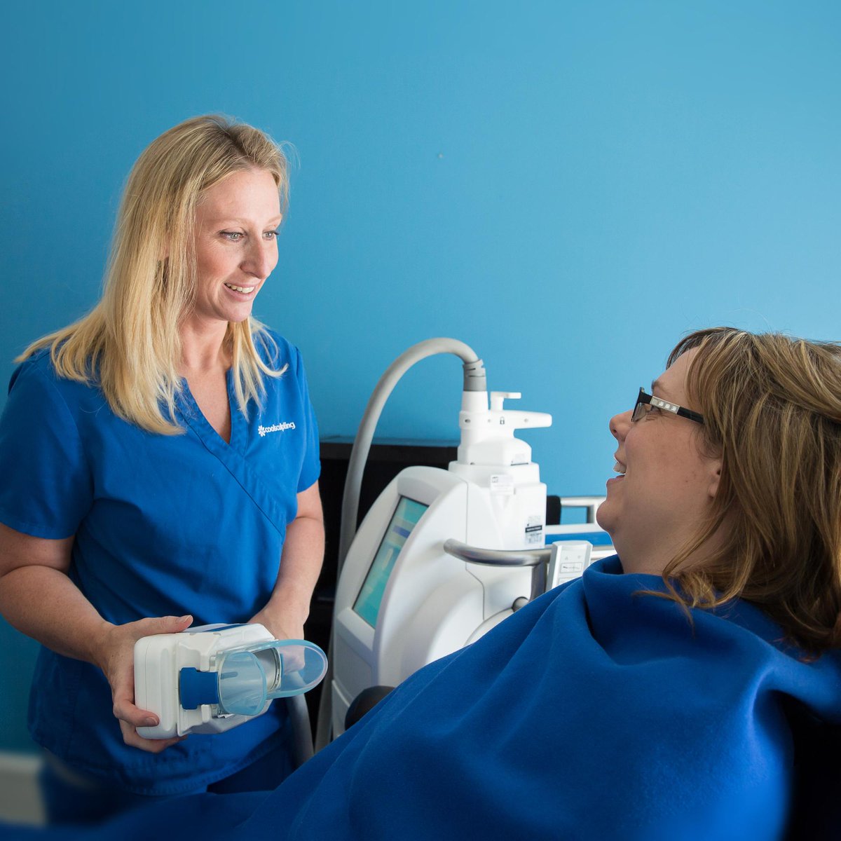SurgeryWaterloo's tweet photo. Our #wcw is Nurse Lauren–our @CoolSculpting expert. She's a joy to work with💕 and has great #CoolSclupting tips too: https://t.co/4gTxxO1tVW https://t.co/mzzce6GGLV