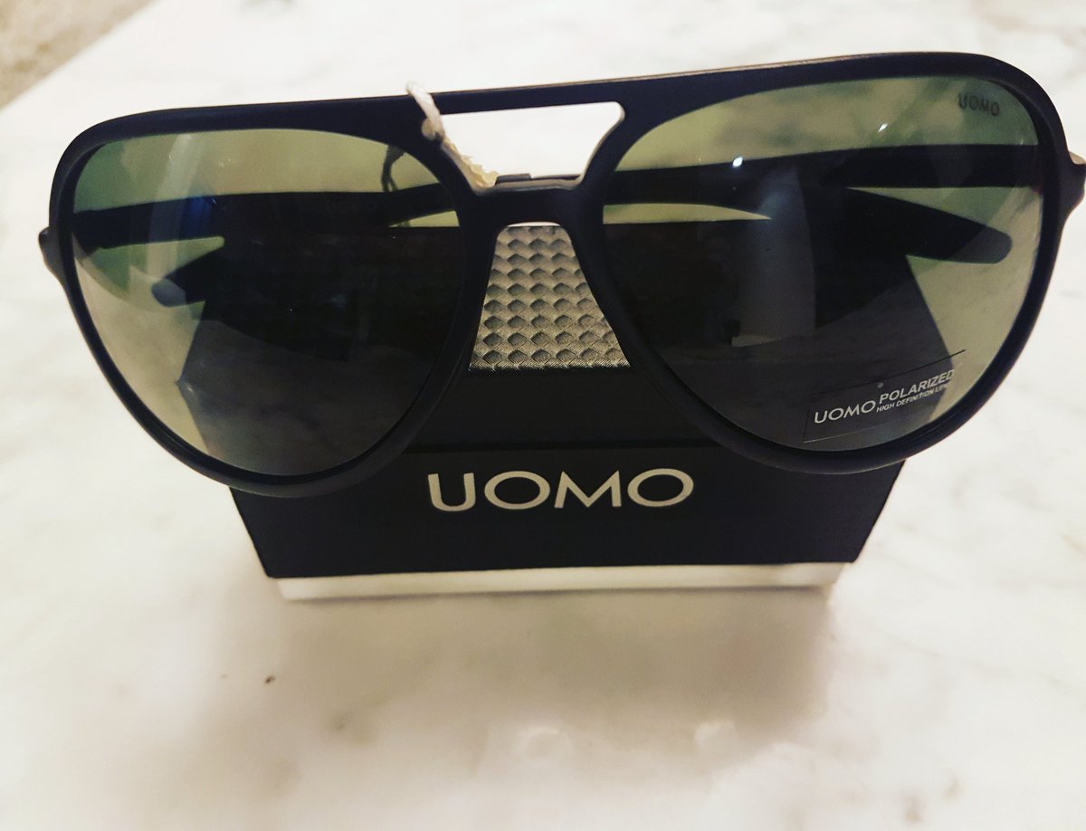 Gracias gafas <a href="/uomo/">uomo</a> ... vistiendo la mirada masculina