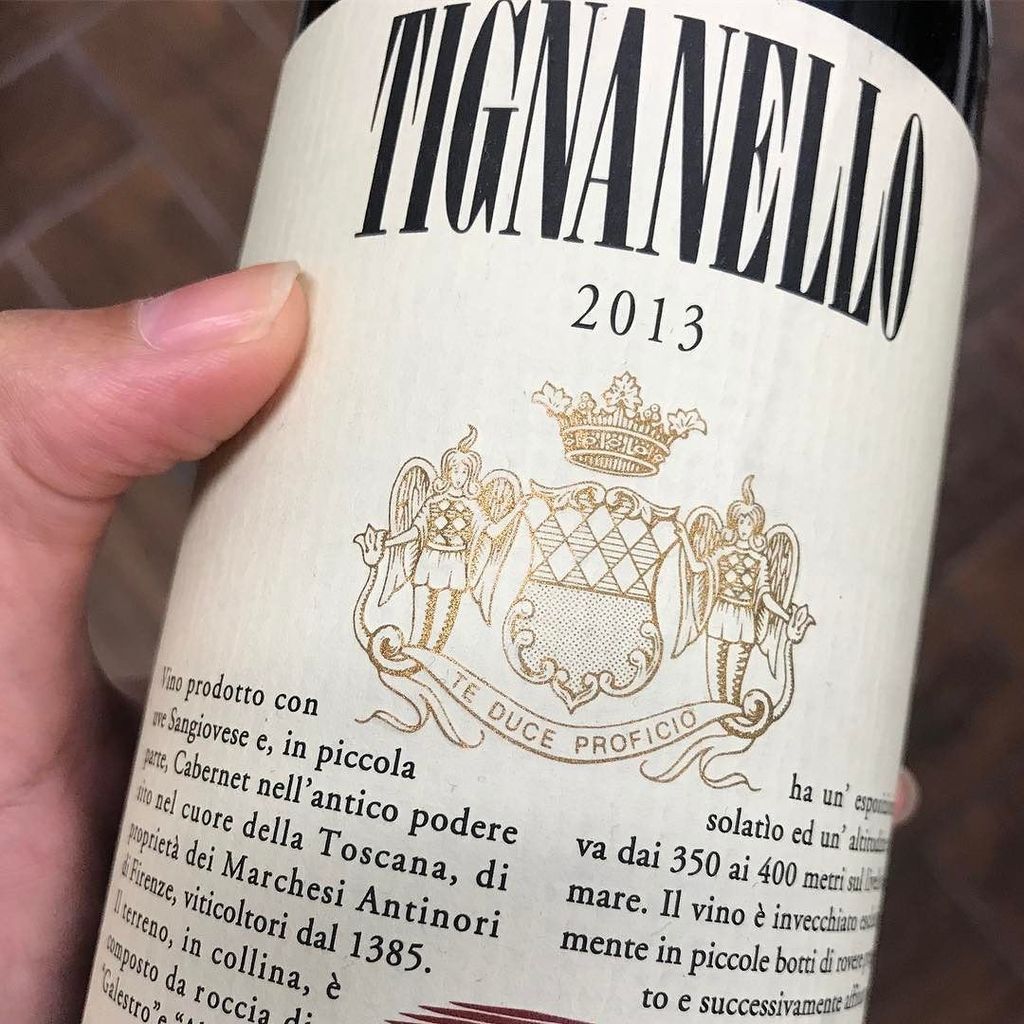 roopajeevaji's tweet image. This is turning out to be great start to the #weekend ! 😋 #95points #top100wines #wine #winelover #antinori ift.tt/2qMS3zT