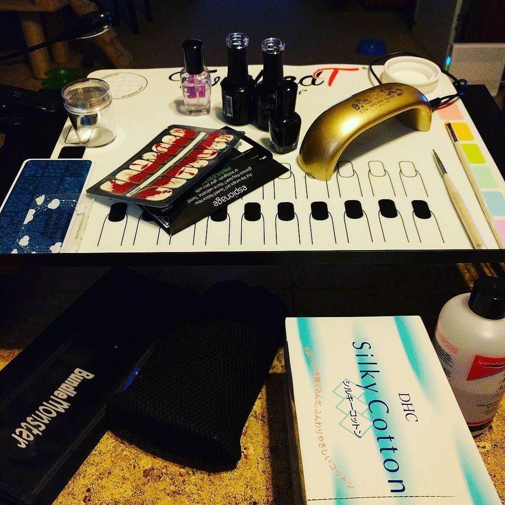 luckyuswemadeit's tweet photo. Final prep for #texasfrightmareweekend begins NOW! #allthenailartsuppliesarebelongtous #naileditec #nailsofinstagr… https://t.co/HK810P0gtL https://t.co/tGsYyj6oWJ