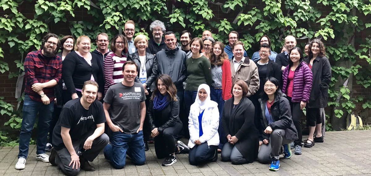 LibCarpentry's tweet photo. Congratulations, everyone! You did it! Portland 2017 cohort of @datacarpentry / @swcarpentry Instructors!  @LibCarpentry #porttt https://t.co/J3ceEzwOBQ