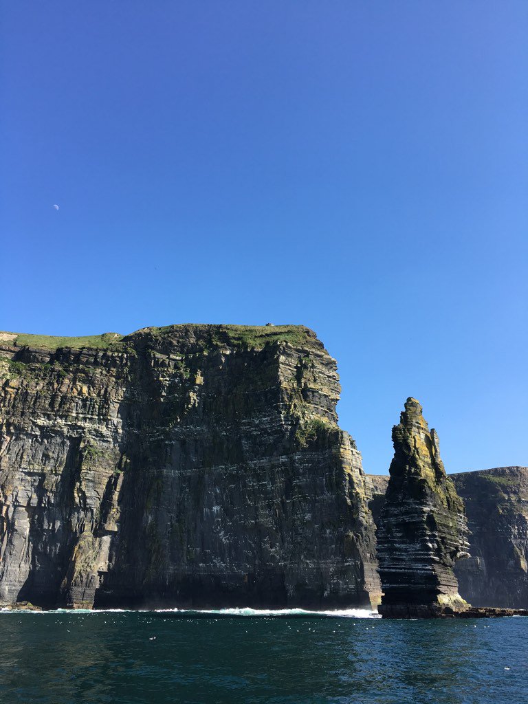 malexlessard's tweet image. Je ne sais pas comment décrire cela : magnifique? épique?
Grandiose dans tous les cas #MoherCliffs #Irlande