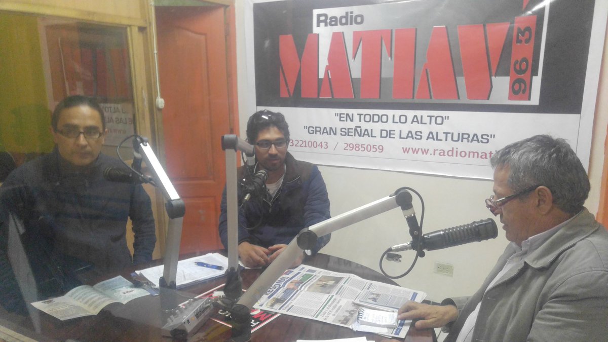 LaCasaDeTodosEc's tweet photo. Este momento ratificamos nuestro compromiso con #LaCasaDeTodos en Radio Matiavi 96,3 https://t.co/XFwxCSlr5C