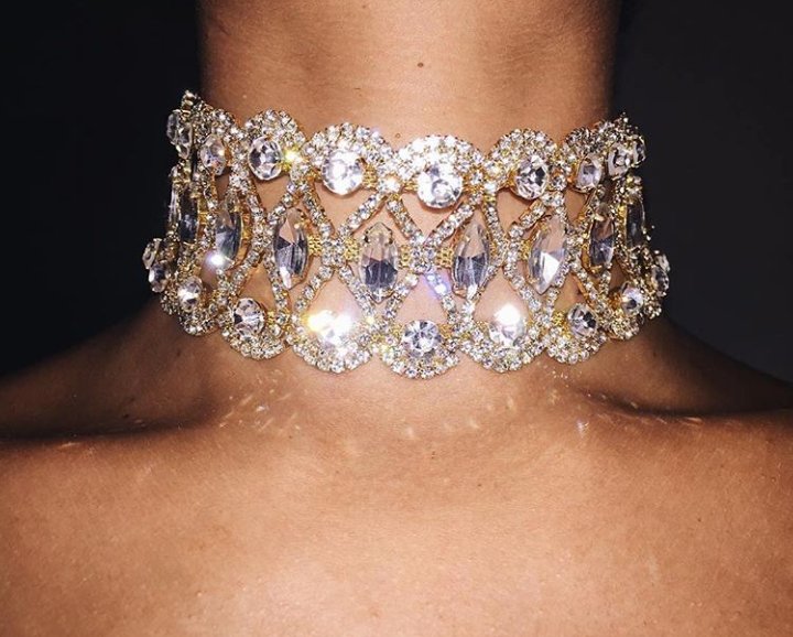 ChooseOne___'s tweet image. You are a diamond: Delicate but strong. 💎💎💎