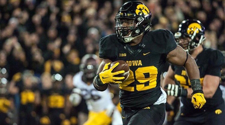 austin_stogner's tweet photo. #AGTG! Blessed to say I have received an offer from the University of Iowa! https://t.co/KcVNB0kGLH