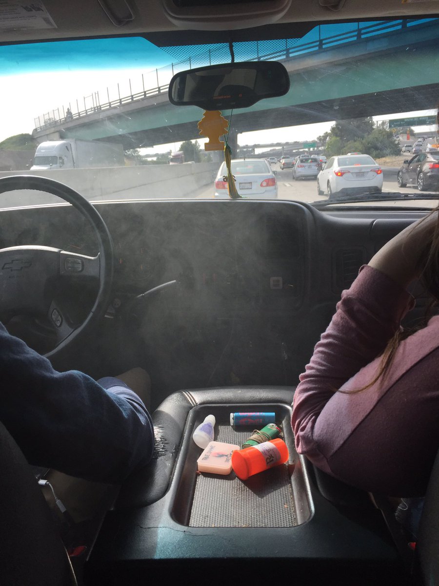 anonymoushippi's tweet photo. LA traffic https://t.co/18vVPyZsT0
