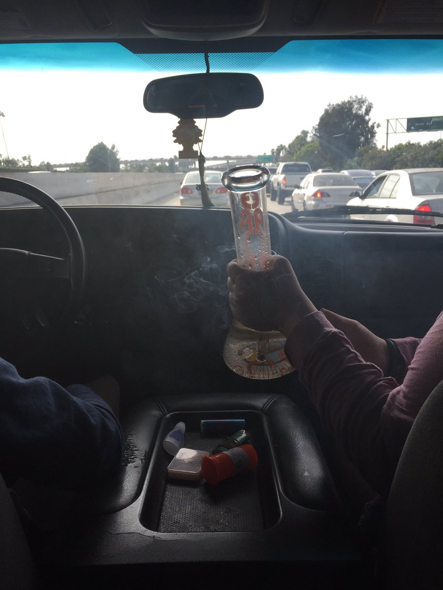 anonymoushippi's tweet photo. LA traffic https://t.co/18vVPyZsT0