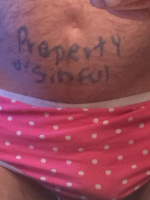 In his wife's panties while buying me a GC. That's how you do it betas. Chop chop. 👏👏  @RTGimp @RTchastitypig<a href="/tag/paypig"class="tags"><span>#paypig</span></a><a href="/tag/rtgame"class="tags"><span>#rtgame</span></a><a href="/tag/finsub"class="tags"><span>#finsub</span></a>