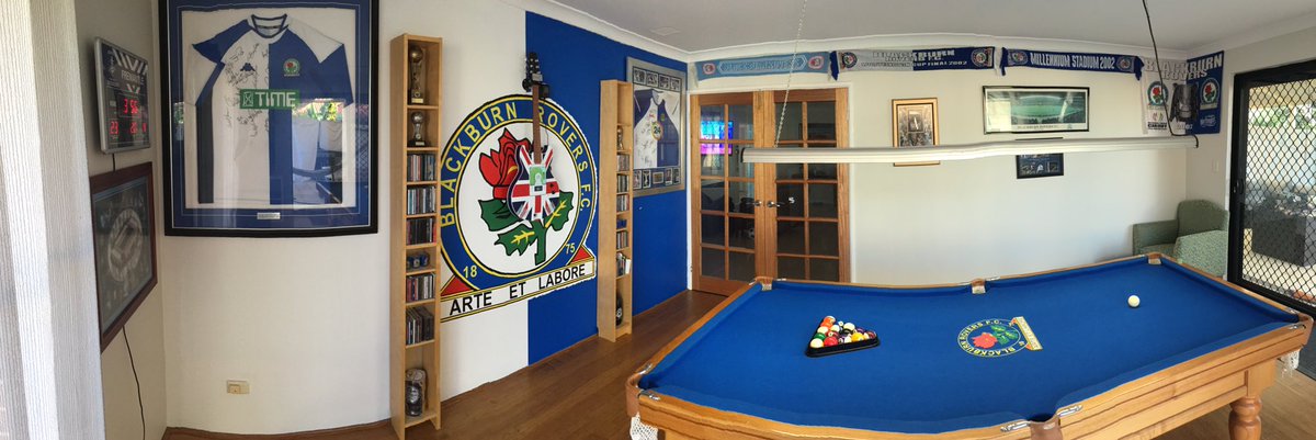 Darren_J_Kay's tweet photo. Massive game for rovers this Sunday! I'll be watching from Australia!! #myrovers @Rovers https://t.co/VR4Voe0bqZ