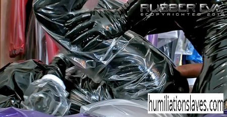 onetipio's tweet photo. #Rubbereva - Turning The Tables On Eva - Part 3 - 4
#rubber #latex
https://t.co/oDLukOVb5i https://t.co/sgtsutj8ze