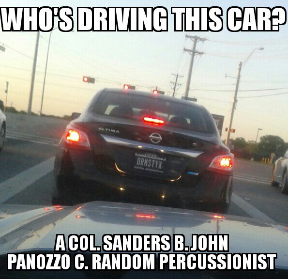 righteous_slave's tweet photo. The things you see on the road... https://t.co/55KSVFILy9