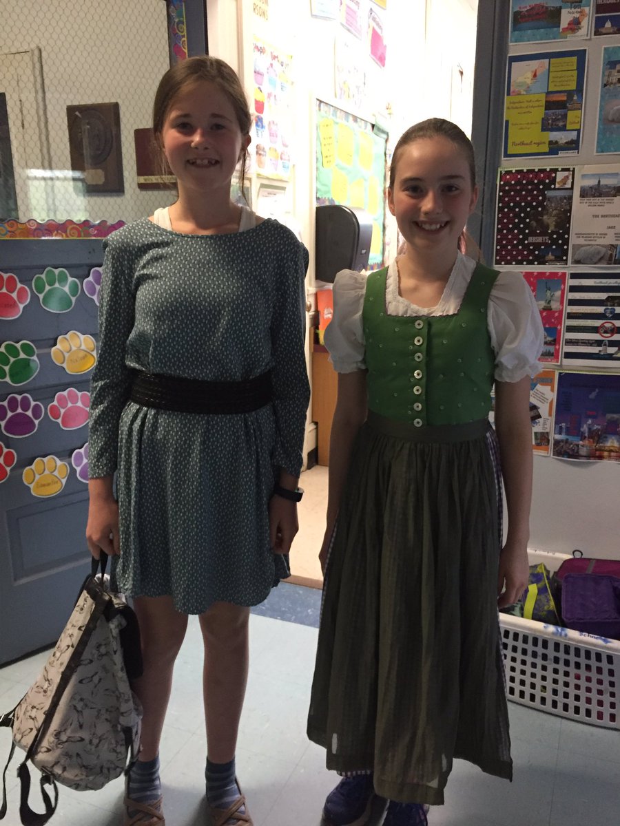 Panel debate: Loyalists versus the Patriots. The discussion got quite heated. #tatemtigerpride #dressingthepart