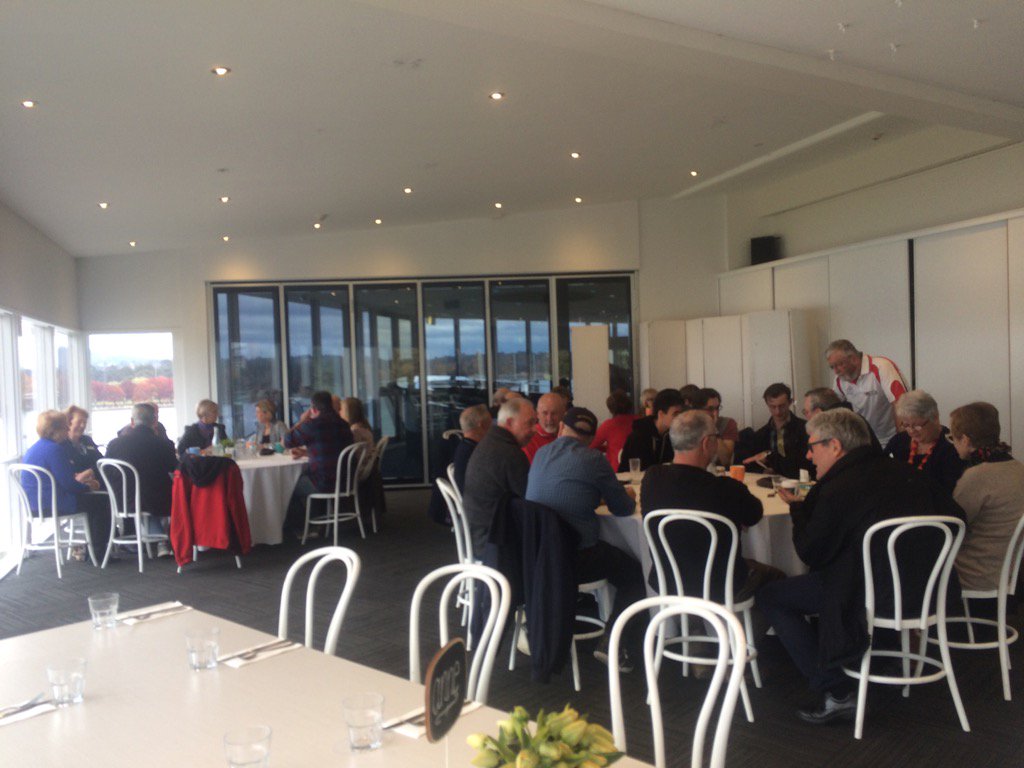 mx5canberra's tweet image. Thirty keen MX-5ers enjoying Coffee and Lies at the Deck at Regatta Point on a drizzly autumn day